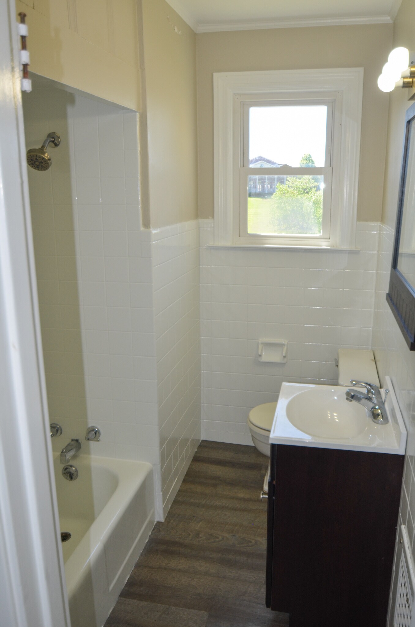 Building Photo - 257 Sunset Ave