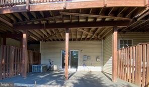 Building Photo - 13030 Park Crescent Cir