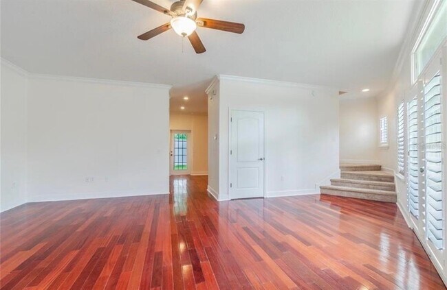 Building Photo - 131 S Arrawana Ave