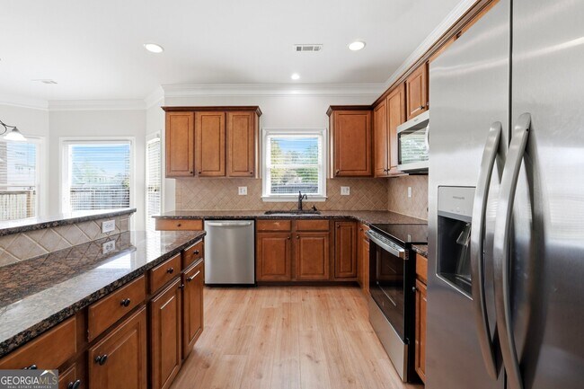 Building Photo - 715 Arbor Cove