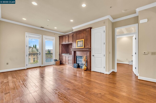 Building Photo - 1212 Sonata Dr