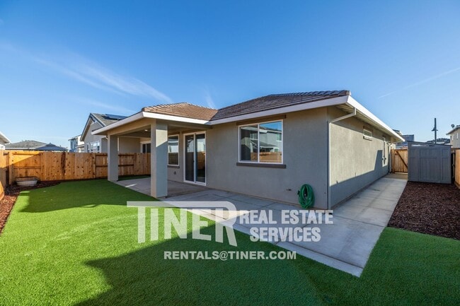 Building Photo - 4224 Roanne Wy