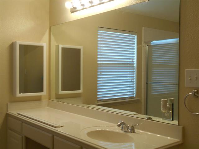 Building Photo - 5100 Rustic Ridge Dr