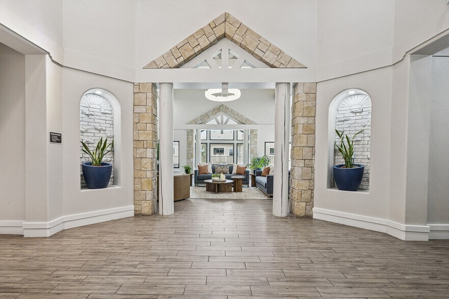 Building Photo - Grand Centennial Apartments