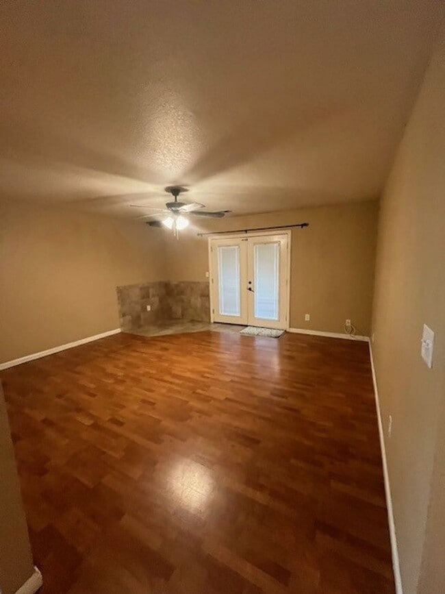 Building Photo - Coming Soon!