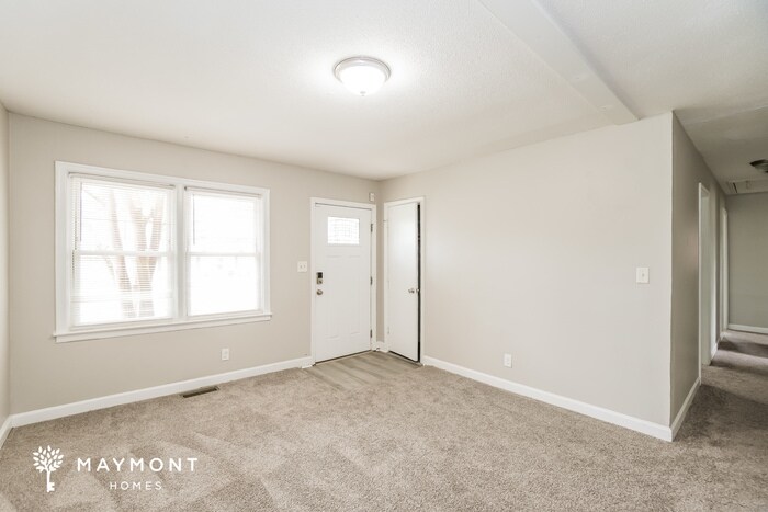 Building Photo - 532 Amy Dr