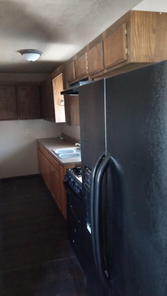 Building Photo - 902 Cynthia St