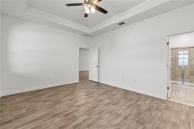 Building Photo - 11409 Rhyme Ave