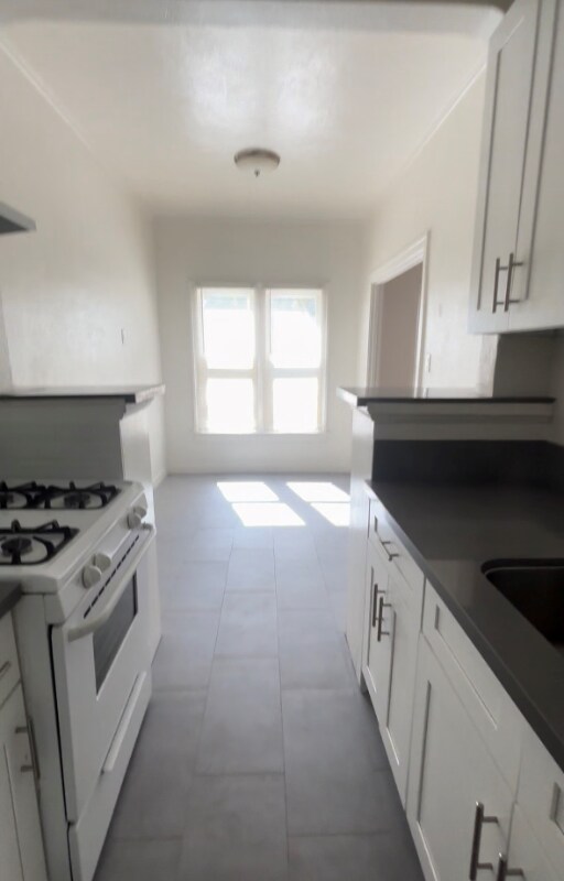 Building Photo - 5987 Franklin Ave