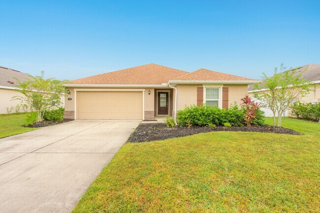 Building Photo - 3/2 Split Plan Home in Cypress Place
