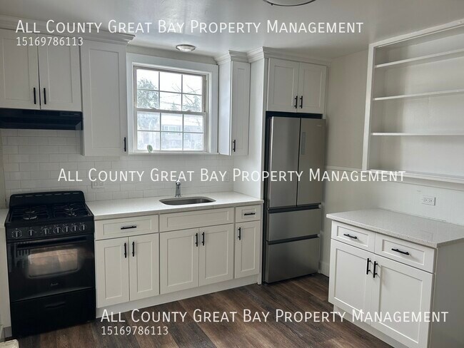 Building Photo - 37 Maplewood Rd