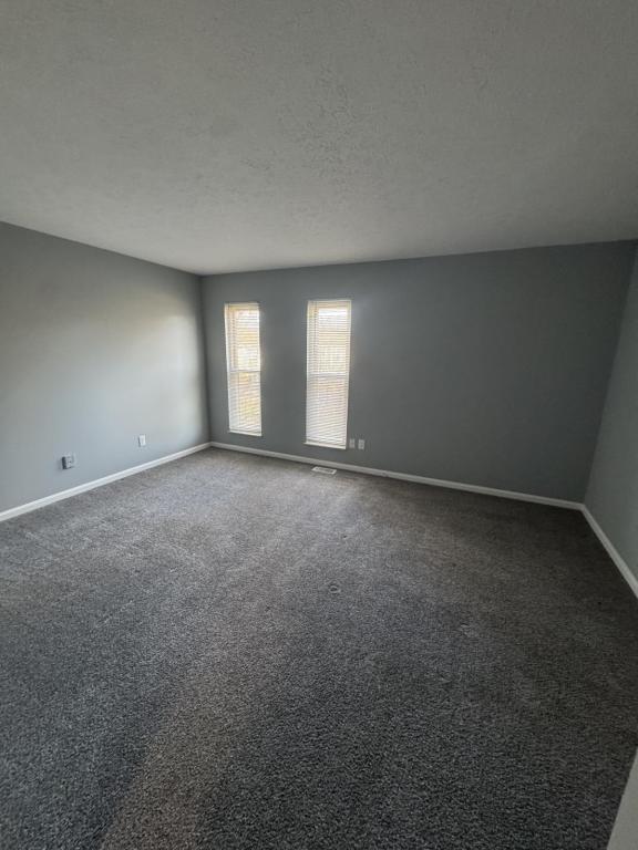 Building Photo - 22 Apple Ln