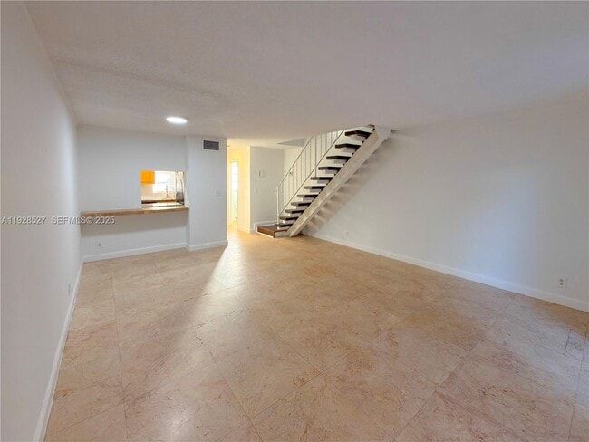 Building Photo - 2448 SW 42nd Ave