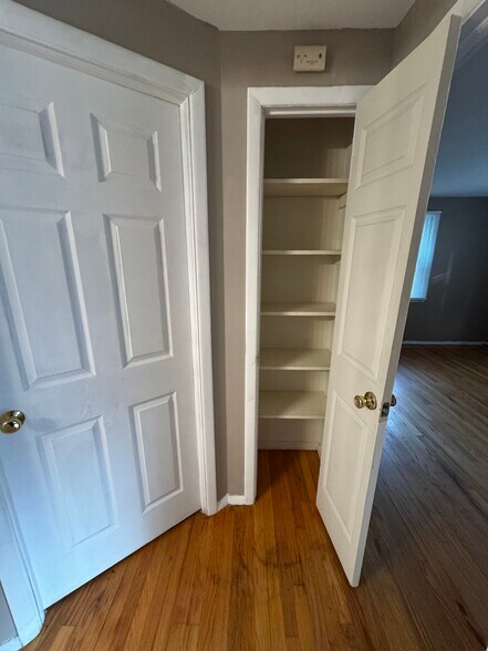 Building Photo - 22 Judith Ter