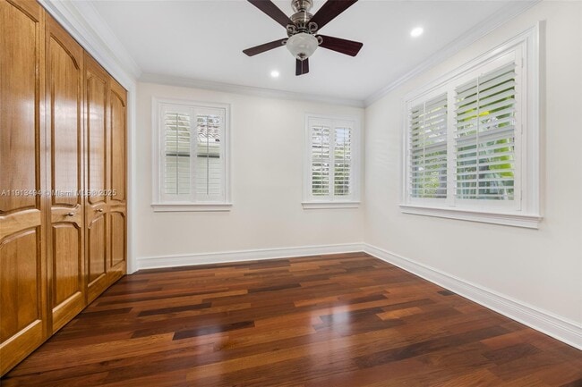 Building Photo - 4065 Battersea Rd