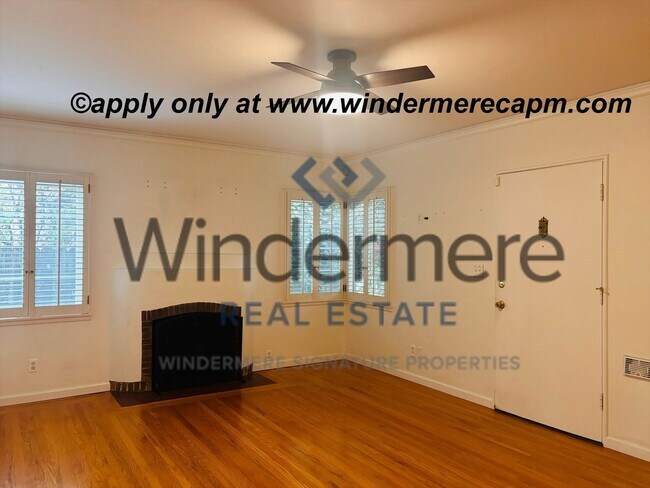 Building Photo - Charming Upper Land Park Home with Vintage...