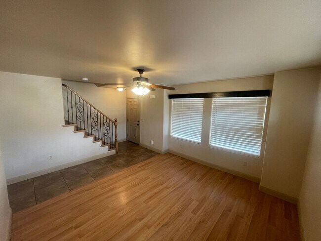 Building Photo - Cedar City Beauty