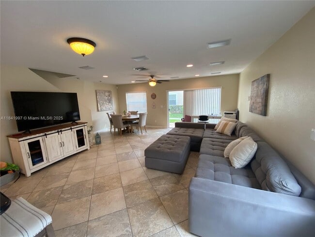 Building Photo - 22159 Majestic Woods Way