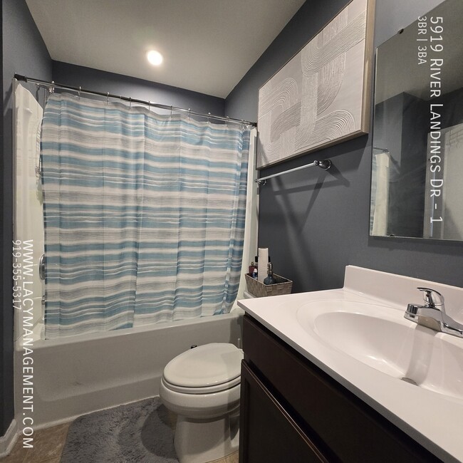 Building Photo - 5919 River Landings Dr