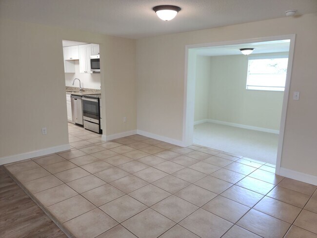 Building Photo - 2551 Yucca Rd