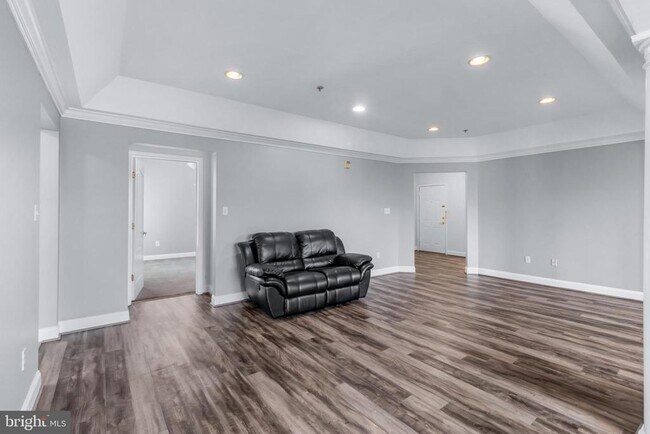 Building Photo - 5900 Great Star Dr