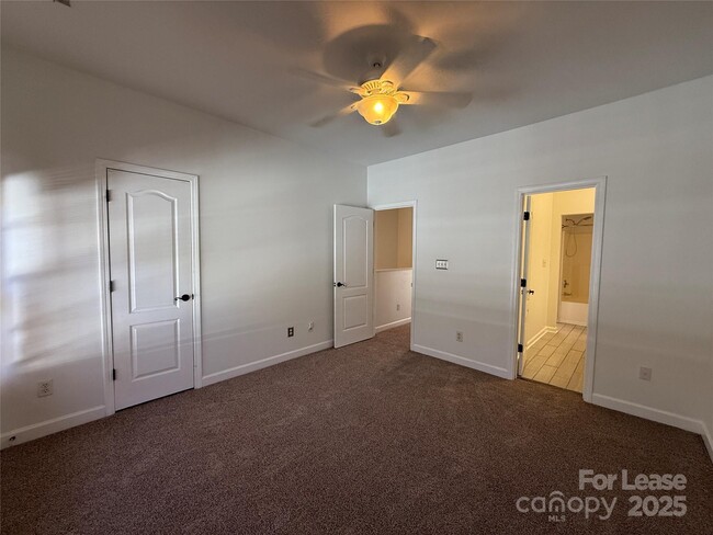 Building Photo - 12327 Carrigan Ct