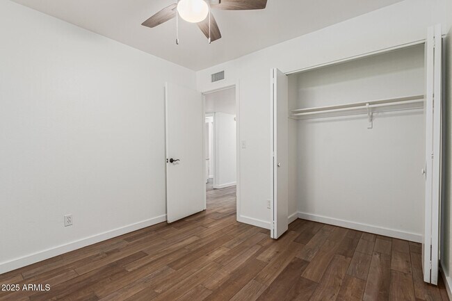 Building Photo - 14034 N 60th St