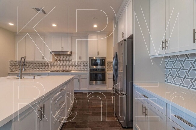 Building Photo - 10940 Portside Dr