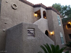 Building Photo - 9325 W Desert Inn Rd