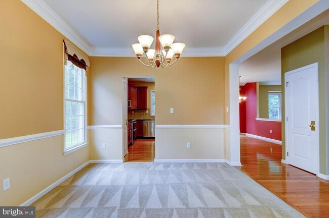 Building Photo - 45 Lockwood Dr