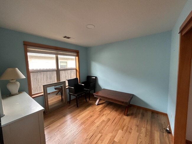 Building Photo - 1033 Crimson Ct