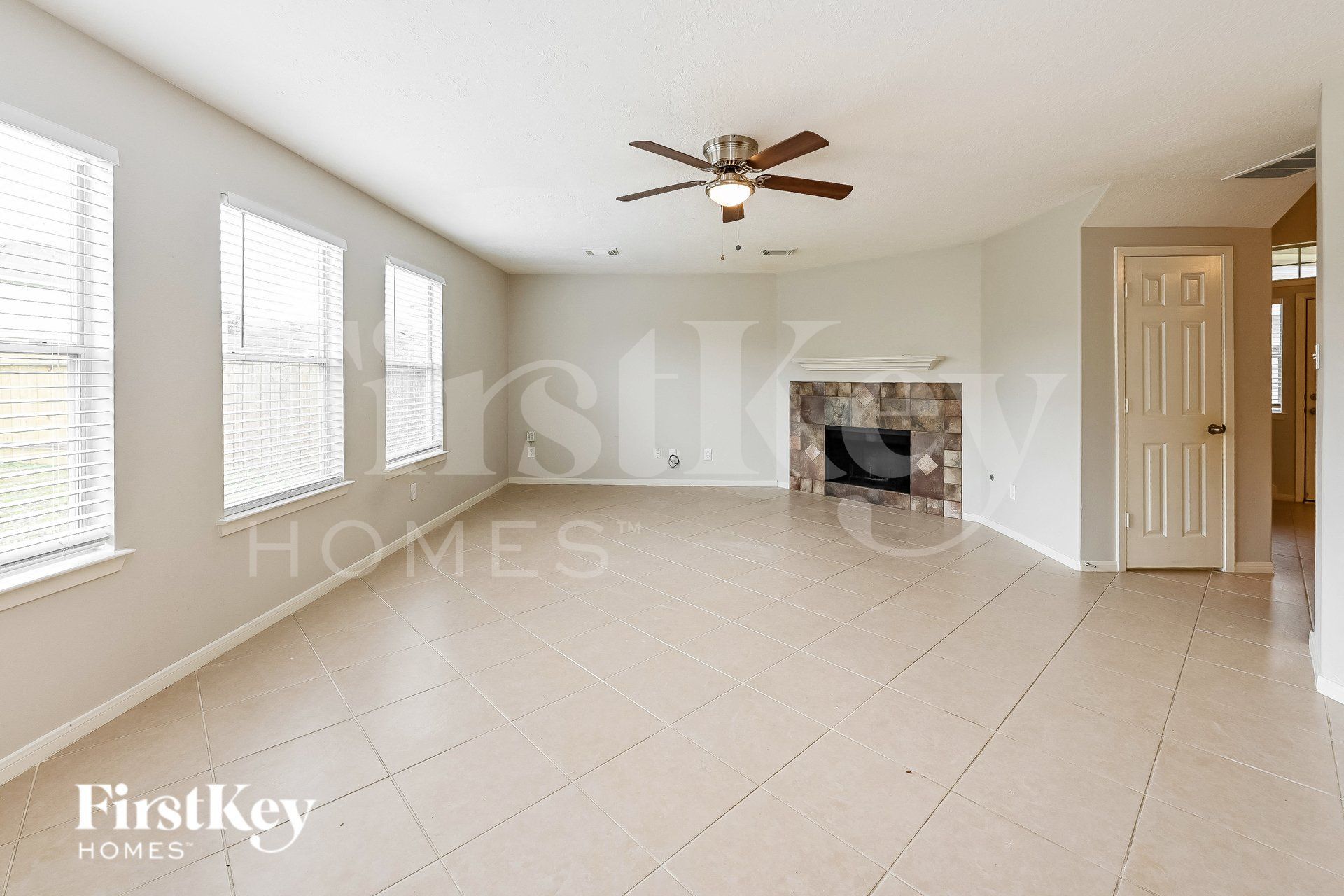 Building Photo - 21602 Skyla Cir