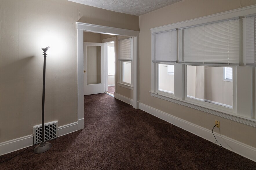 living room to enclosed porch - 1171 La Croix Ave