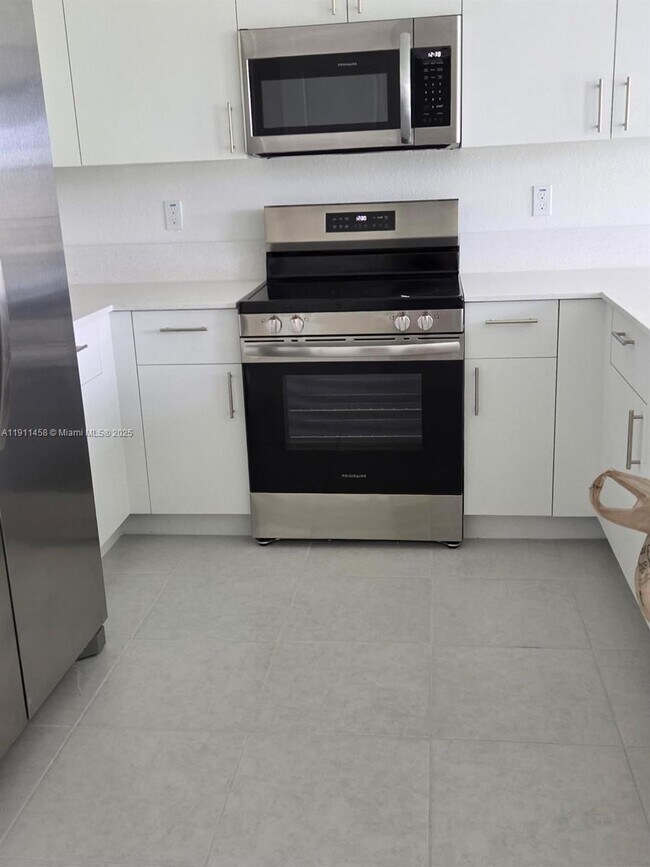 Building Photo - 17927 SW 358th St