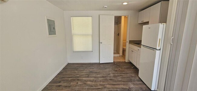 Building Photo - 4748 US-17