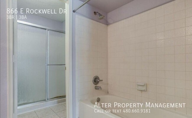 Building Photo - 866 E Rockwell Dr