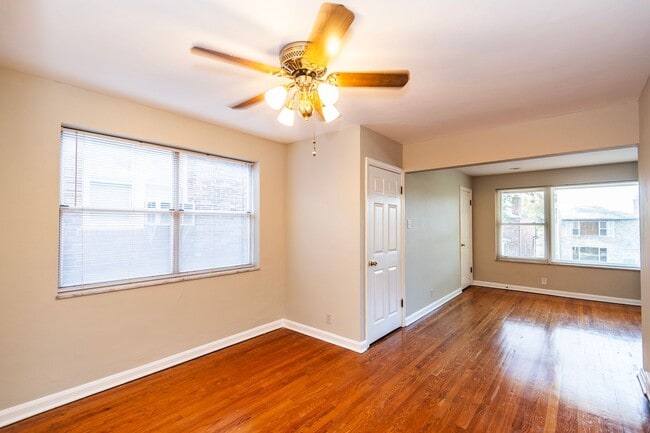 Building Photo - 6209 Loran Ave