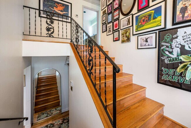 Building Photo - Fairview Retreat | 3BR/3BA with Finished Basement, 2-Car Garage & Private Yard — 17 Min to Asheville