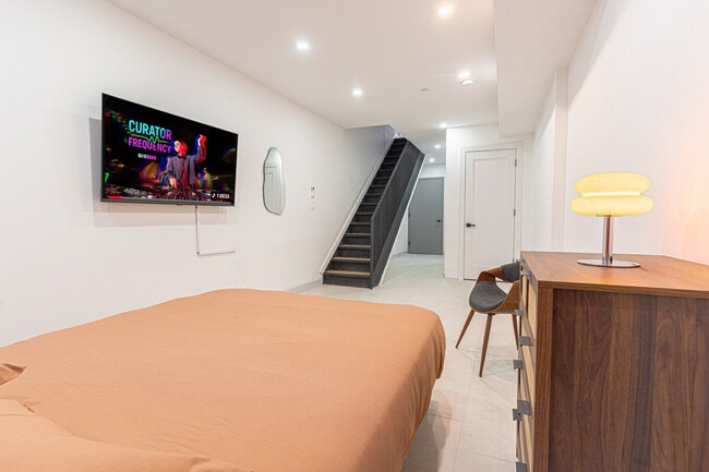 Building Photo - 1255 Decatur St