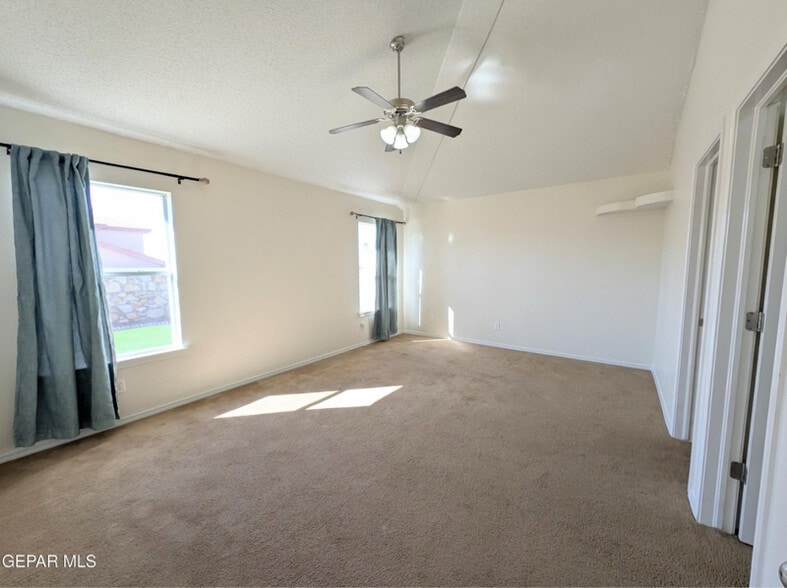 Building Photo - 11740 Autumn Wheat Dr