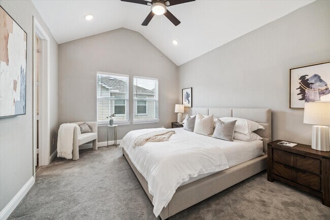 Building Photo - 5443 Camaguey St