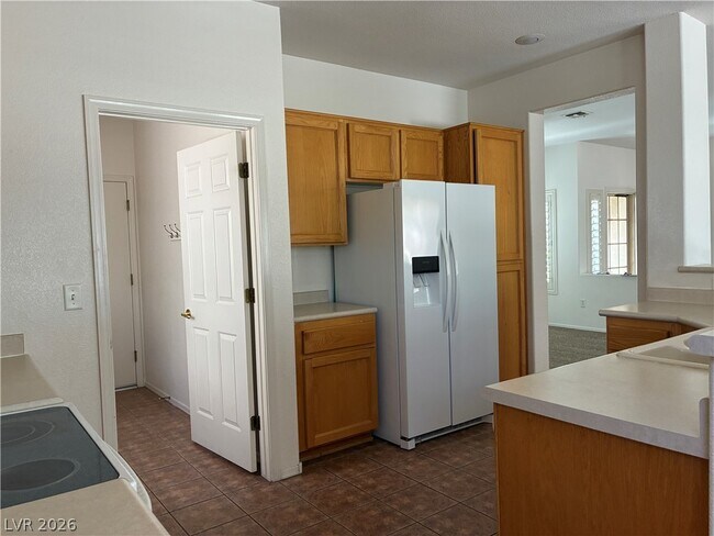 Building Photo - 2578 Woodson Ave