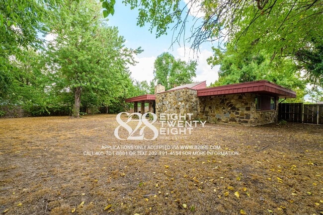 Building Photo - Talk About Unique! MUST SEE 3 bed/2 bath P...