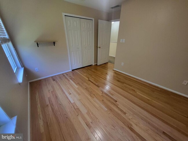 Building Photo - 1108 Coventry Way