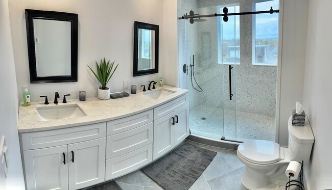 Building Photo - 240 Wilmot Rd