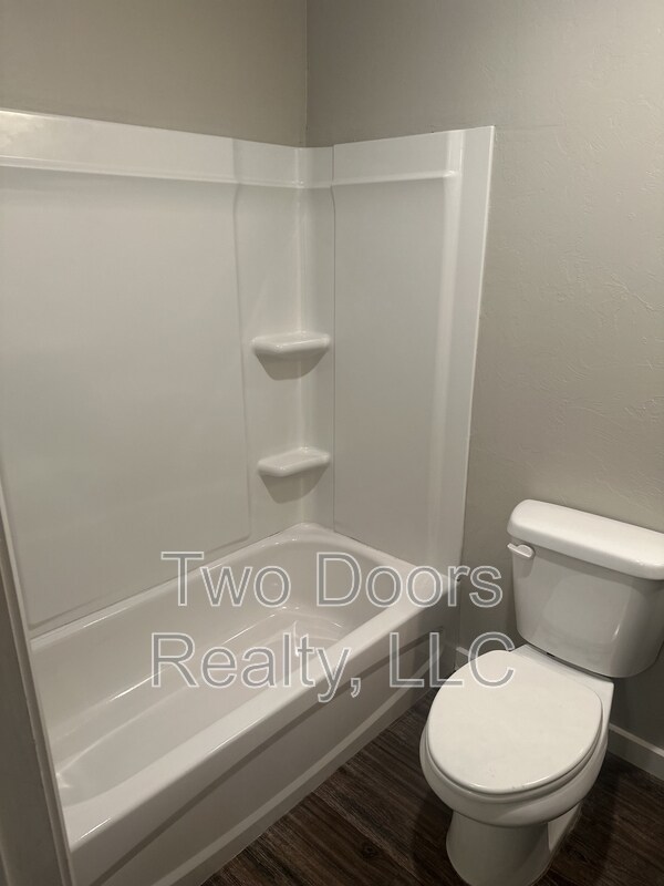 Building Photo - 2805 N Kentucky Ave