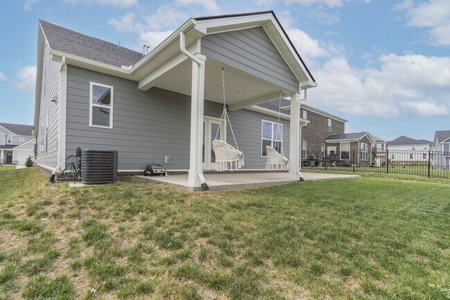 Building Photo - 945 Pleasant Ridge Run