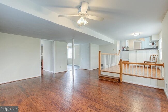 Building Photo - 8414 W Boulevard Dr