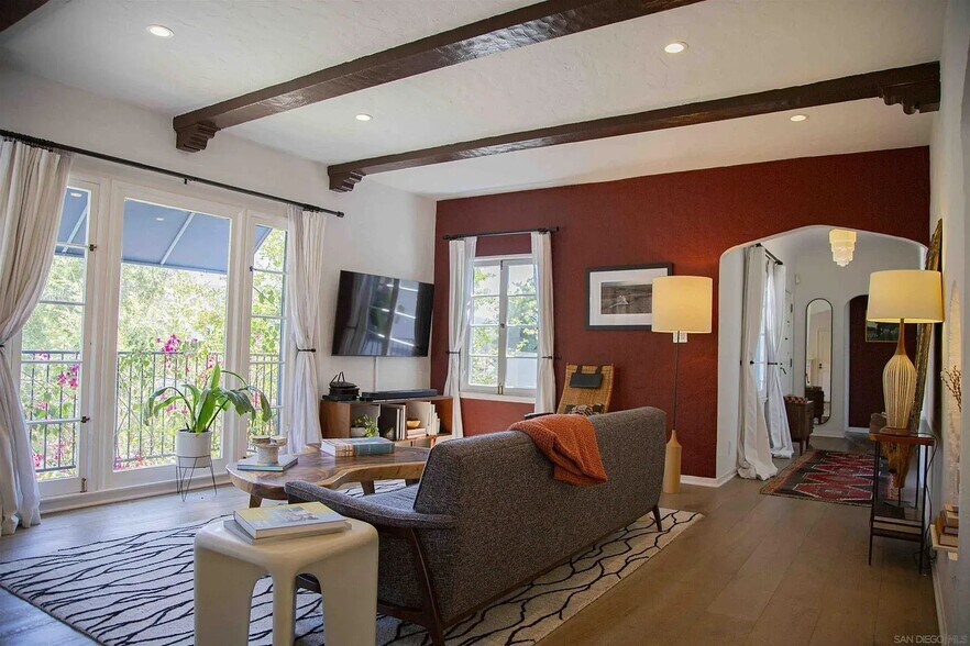 Building Photo - 2925 Graceland Way