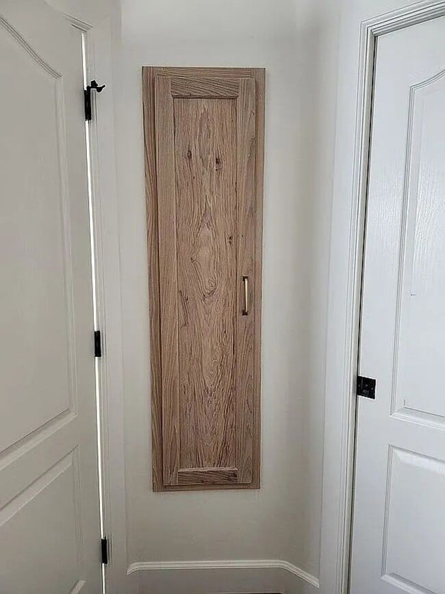 Building Photo - Charming Home Next To Sunbrook Golf Club!